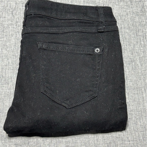 No Boundaries Black Cropped Jeans Size 9 - Picture 6 of 7